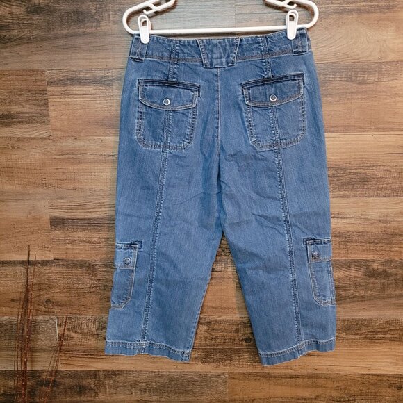 Eddie Bauer Cargo Capri Jeans 4 Mercer Fit Mid Rise Flap Pockets Cotton - Picture 2 of 9